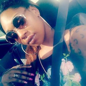 Meet your Posher, Nakeya